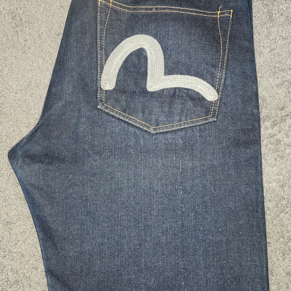 Evisu Jeans - Picture 5 of 14
